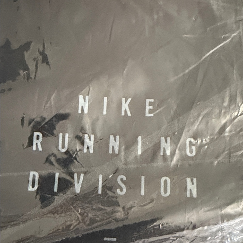 NWT Nike Storm-FIT Run Division Men's Running Jacket - Picture 8 of 8